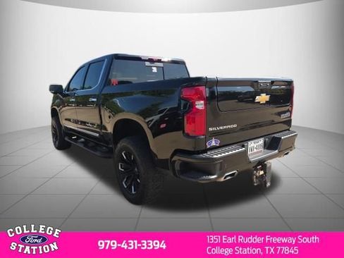 Used 2024 Chevrolet Silverado 1500 High Country w/ Technology Package AWD/4WD image 6
