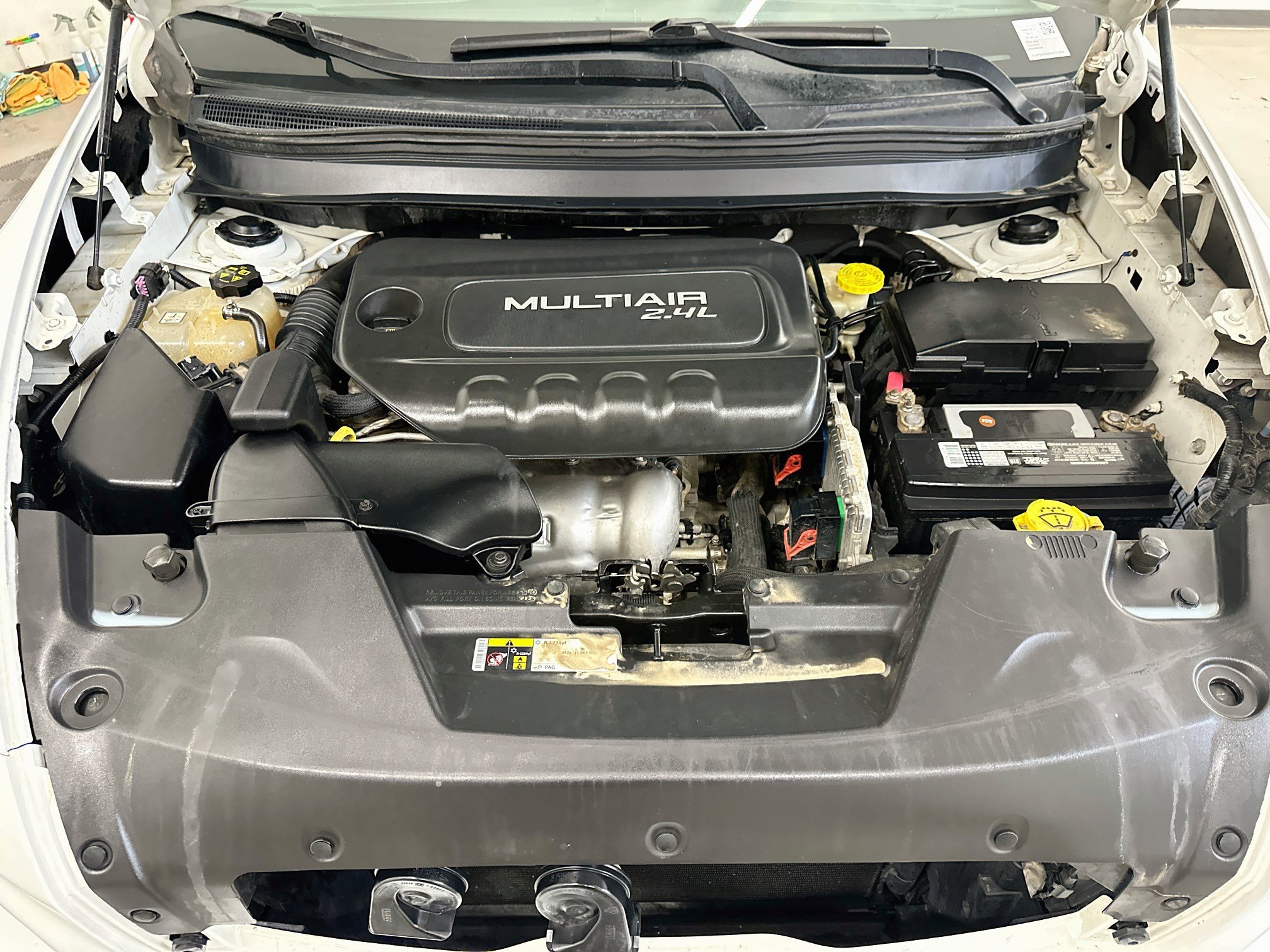 Used 2014 Jeep Cherokee Sport AWD/4WD image 32