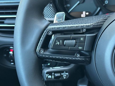 New 2026 Porsche Macan GTS image 30