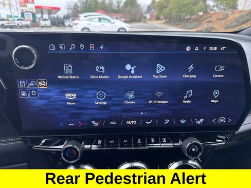 Used 2024 Chevrolet Blazer EV LT image 20