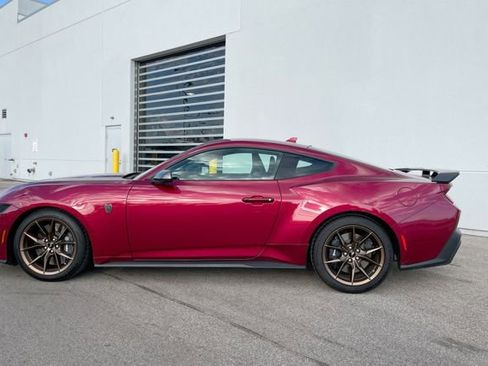 Used 2025 Ford Mustang Dark Horse image 2