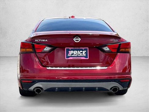 Used 2022 Nissan Altima 2.5 SR FWD image 4