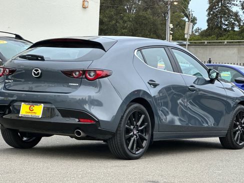 Used 2022 MAZDA MAZDA3 s image 4