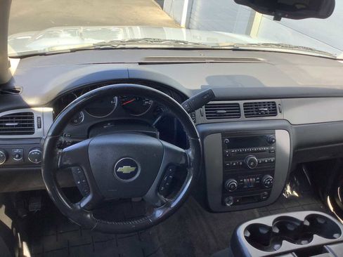 Used 2010 Chevrolet Tahoe LS AWD/4WD image 10