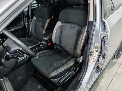 Used 2017 Subaru Crosstrek 2.0i Premium AWD/4WD image 17
