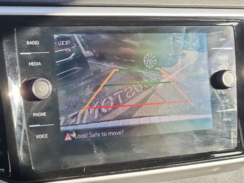 Used 2023 Volkswagen Atlas SE image 17