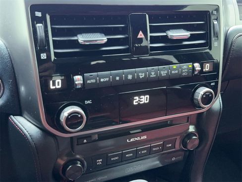 Used 2022 Lexus GX 460 Premium w/ Premium Plus Package image 30