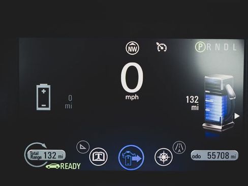 Used 2015 Chevrolet Volt Premium w/ Premium Trim Package image 21