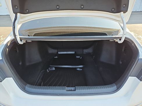 Used 2025 Honda Accord Touring image 28