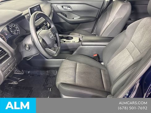 Used 2025 Nissan Rogue SV FWD image 11