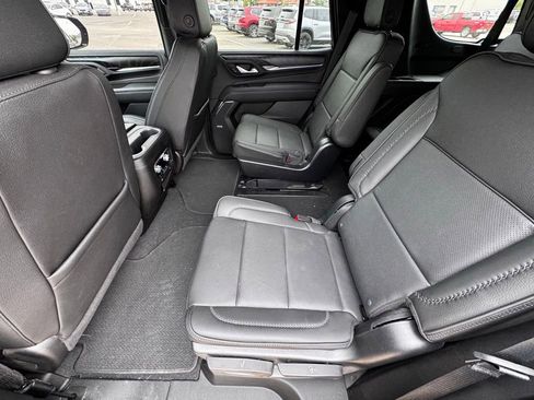 Used 2022 GMC Yukon Denali AWD/4WD image 10