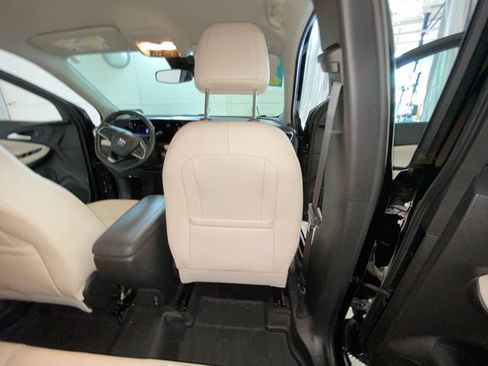 Used 2024 Buick Encore GX Sport Touring w/ Advanced Technology Package AWD/4WD image 36