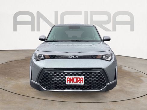Used 2025 Kia Soul LX w/ LX Technology Package FWD image 8