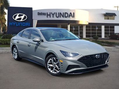 Certified 2023 Hyundai Sonata SEL w/ Convenience Package