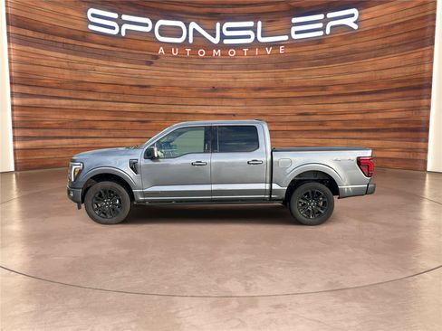 Used 2024 Ford F150 Platinum AWD/4WD image 2