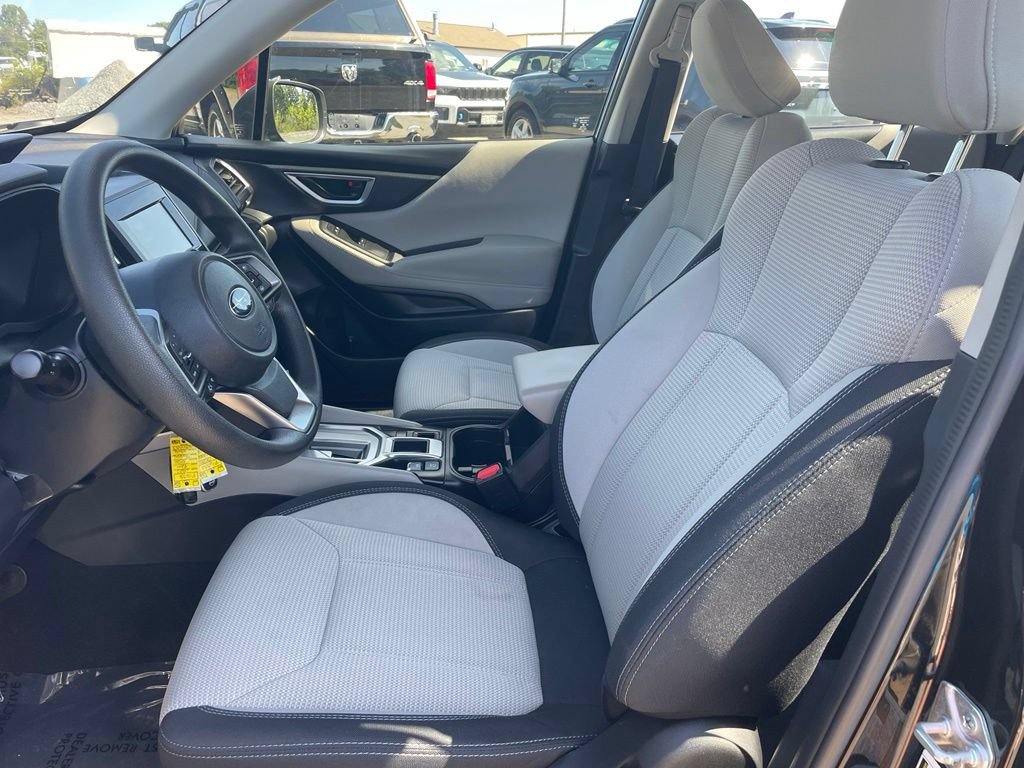 Used 2021 Subaru Forester AWD/4WD image 2