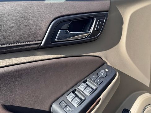 Used 2019 Chevrolet Tahoe LT AWD/4WD image 10