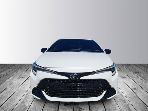 Used 2026 Toyota Corolla SE FWD image 8