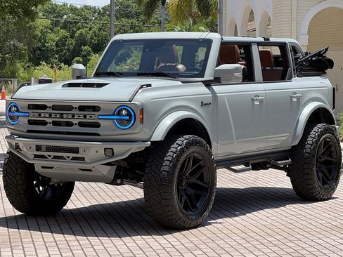 Used 2024 Ford Bronco Outer Banks AWD/4WD image 28