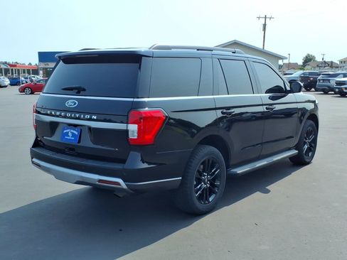 Used 2024 Ford Expedition XLT AWD/4WD image 6