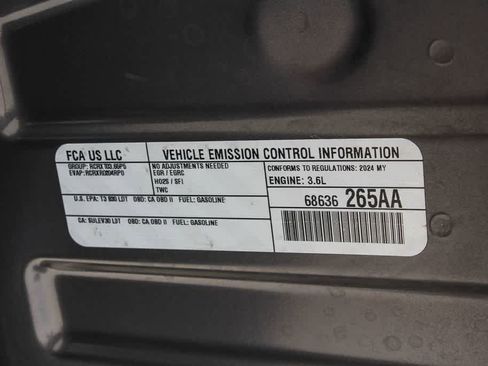 Used 2024 Jeep Grand Cherokee L Laredo w/ Trailer Tow Package RWD image 29