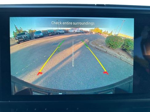 Used 2024 Jeep Wrangler Unlimited Sahara image 23