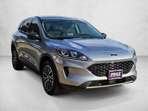 Used 2022 Ford Escape SE w/ Convenience Package image 3