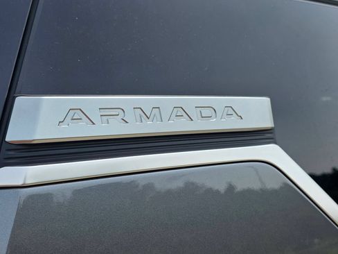 Used 2025 Nissan Armada Platinum Reserve AWD/4WD image 32