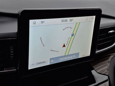 Certified 2022 Ford Explorer Limited w/ Hybrid Equipment Group 310A image 18