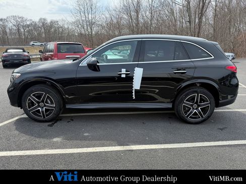 Used 2026 Mercedes-Benz GLC 300 4MATIC image 5