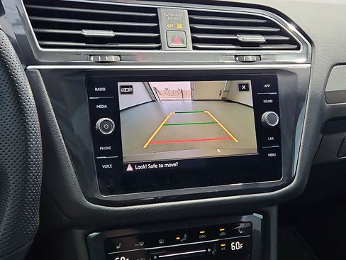 Certified 2024 Volkswagen Tiguan SE R-Line w/ MDO Package, Three-Row FWD image 18