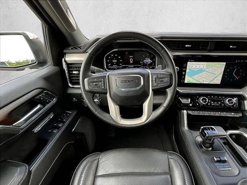 Used 2024 GMC Sierra 1500 Denali w/ Denali Reserve Package AWD/4WD image 7