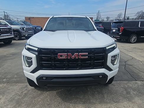 Certified 2023 GMC Canyon Elevation w/ Convenience Package image 3