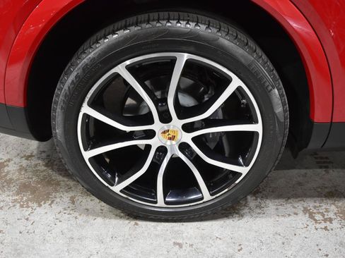 Used 2021 Porsche Cayenne AWD/4WD image 62