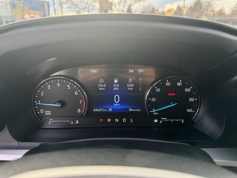 Used 2022 Ford Explorer XLT w/ Equipment Group 202A RWD image 19