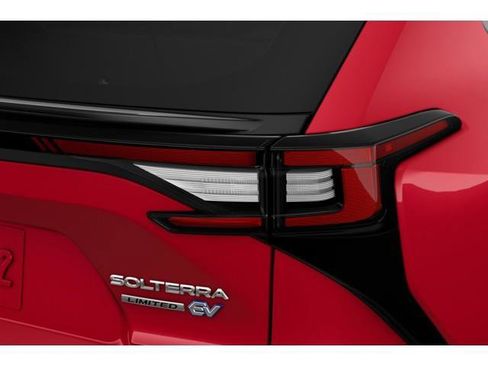 New 2025 Subaru Solterra image 13