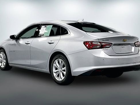Used 2020 Chevrolet Malibu LT FWD image 4