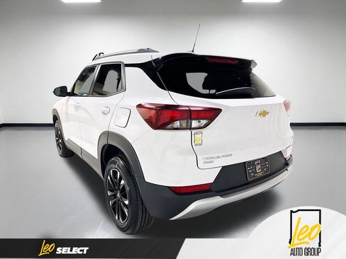 Used 2021 Chevrolet TrailBlazer LT AWD/4WD image 10