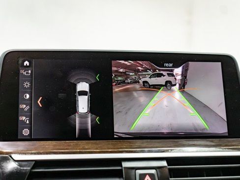 Used 2019 BMW X3 xDrive30i w/ Driving Assistance Package image 16