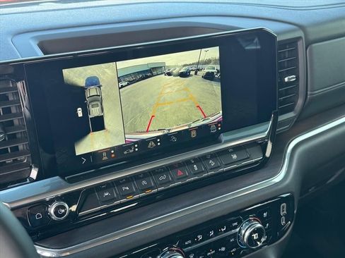 Used 2024 GMC Sierra 1500 SLT w/ SLT Premium Plus Package image 22