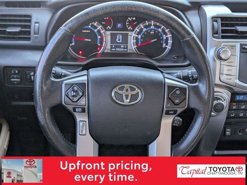 Used 2014 Toyota 4Runner Limited AWD/4WD image 12