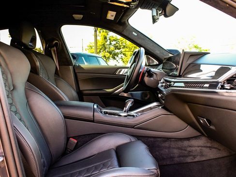 Used 2025 BMW X6 M Competition w/ Executive Package image 44