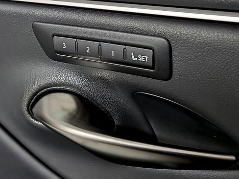 Used 2024 Lexus ES 350 w/ Premium Package image 28