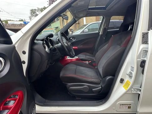 Used 2015 Nissan Juke SV w/ Technology Package image 24