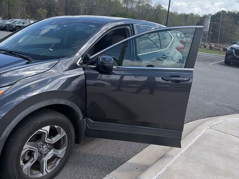 Used 2018 Honda CR-V EX image 1