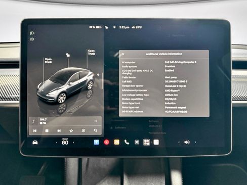 Used 2022 Tesla Model Y Long Range AWD/4WD image 11