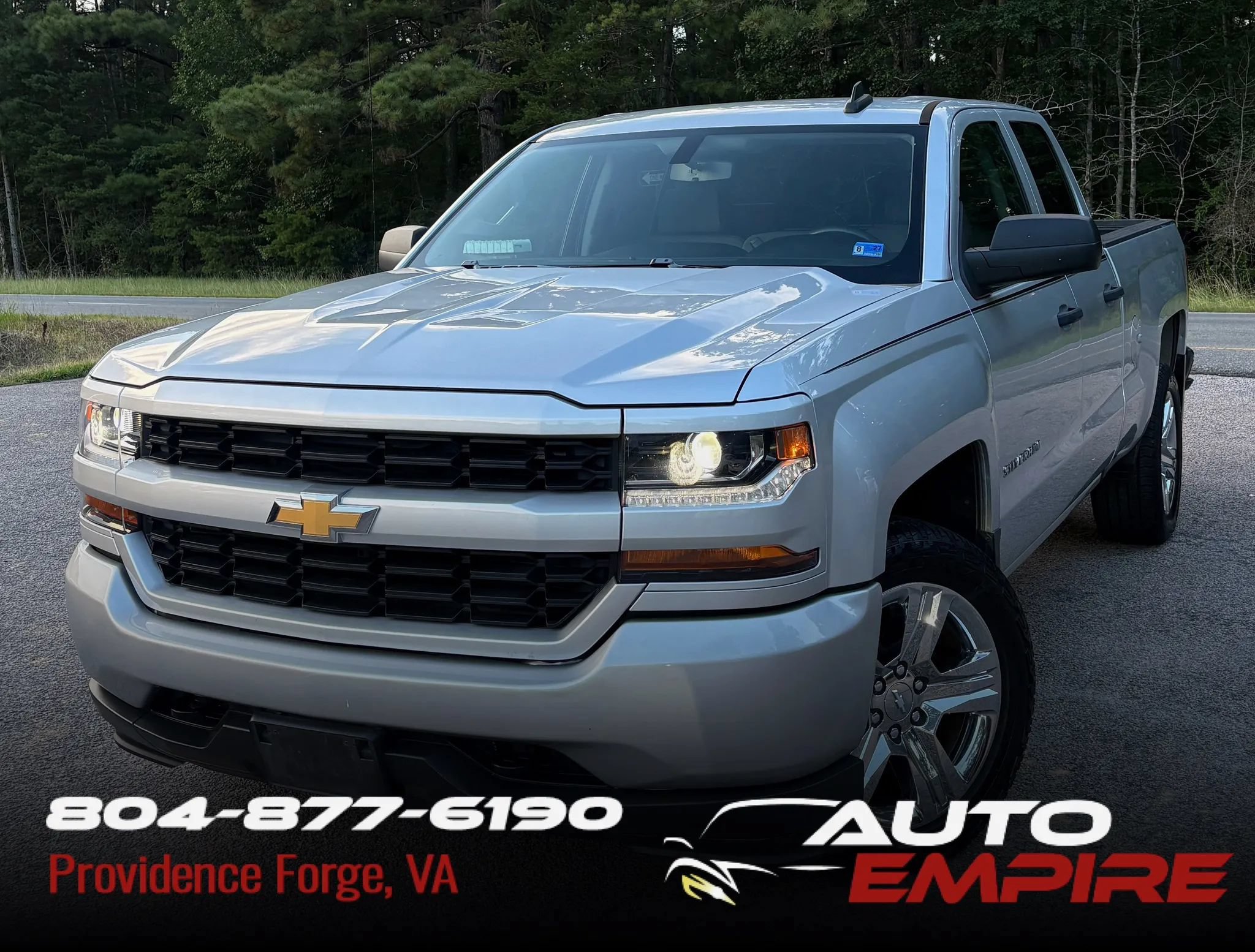 Used 2019 Chevrolet Silverado 1500 Custom w/ Custom Convenience Package AWD/4WD image 1