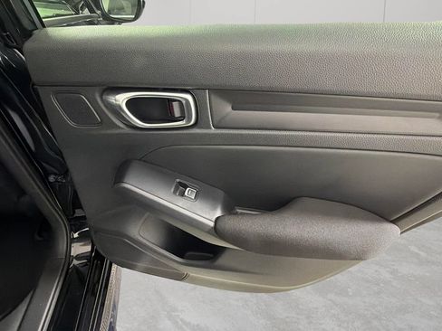 Used 2025 Honda Civic Sport image 32