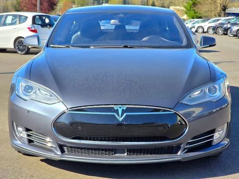 Used 2015 Tesla Model S 85D image 3
