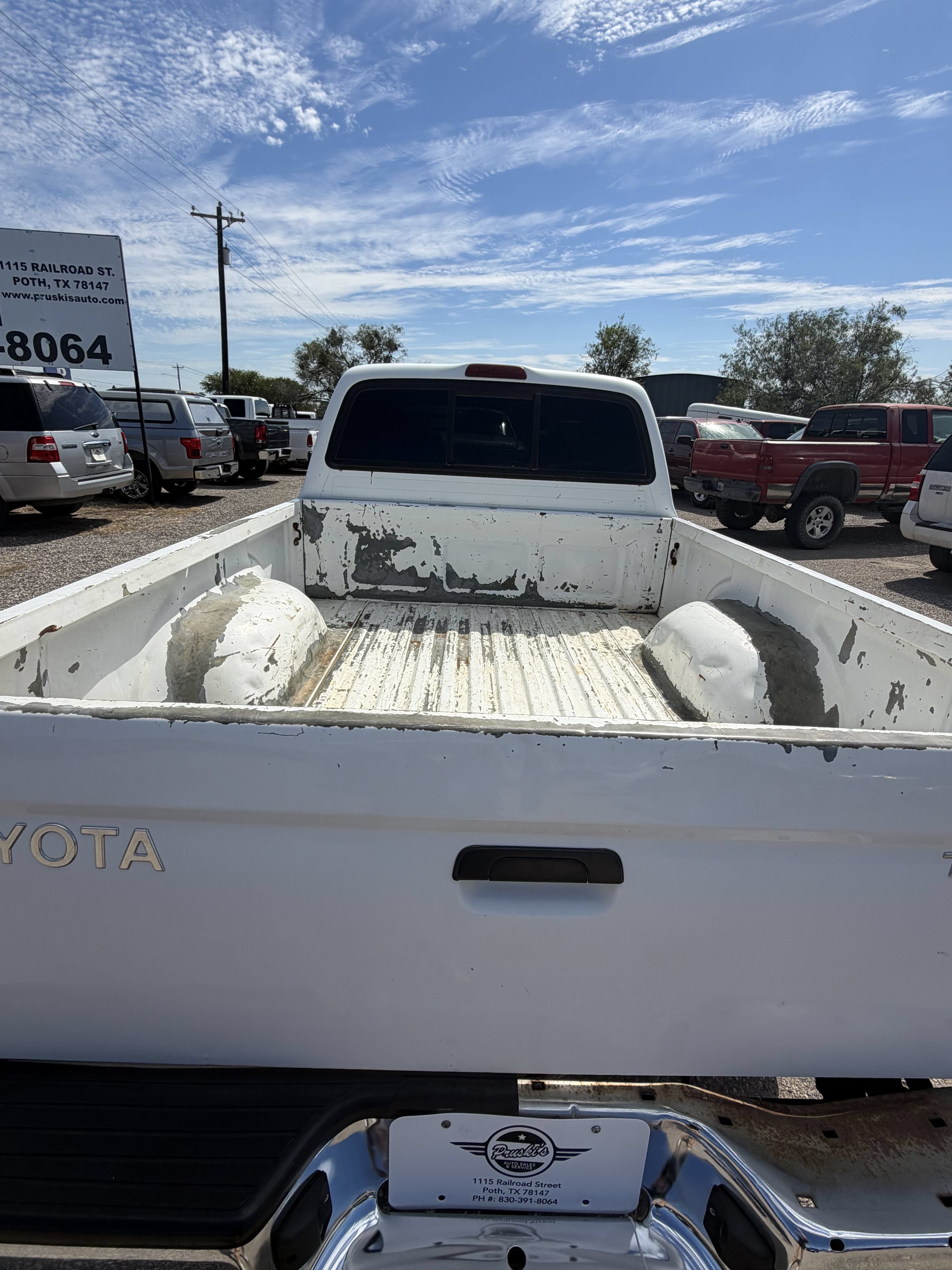 Used 2003 Toyota Tacoma PreRunner w/ Convenience Pkg RWD image 2